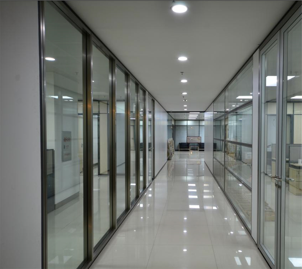 Office Glass Partition Double Layer Tempered Hollow Transparent Glass Soundproof Wall Aluminum Alloy Louver High Spacing Partition